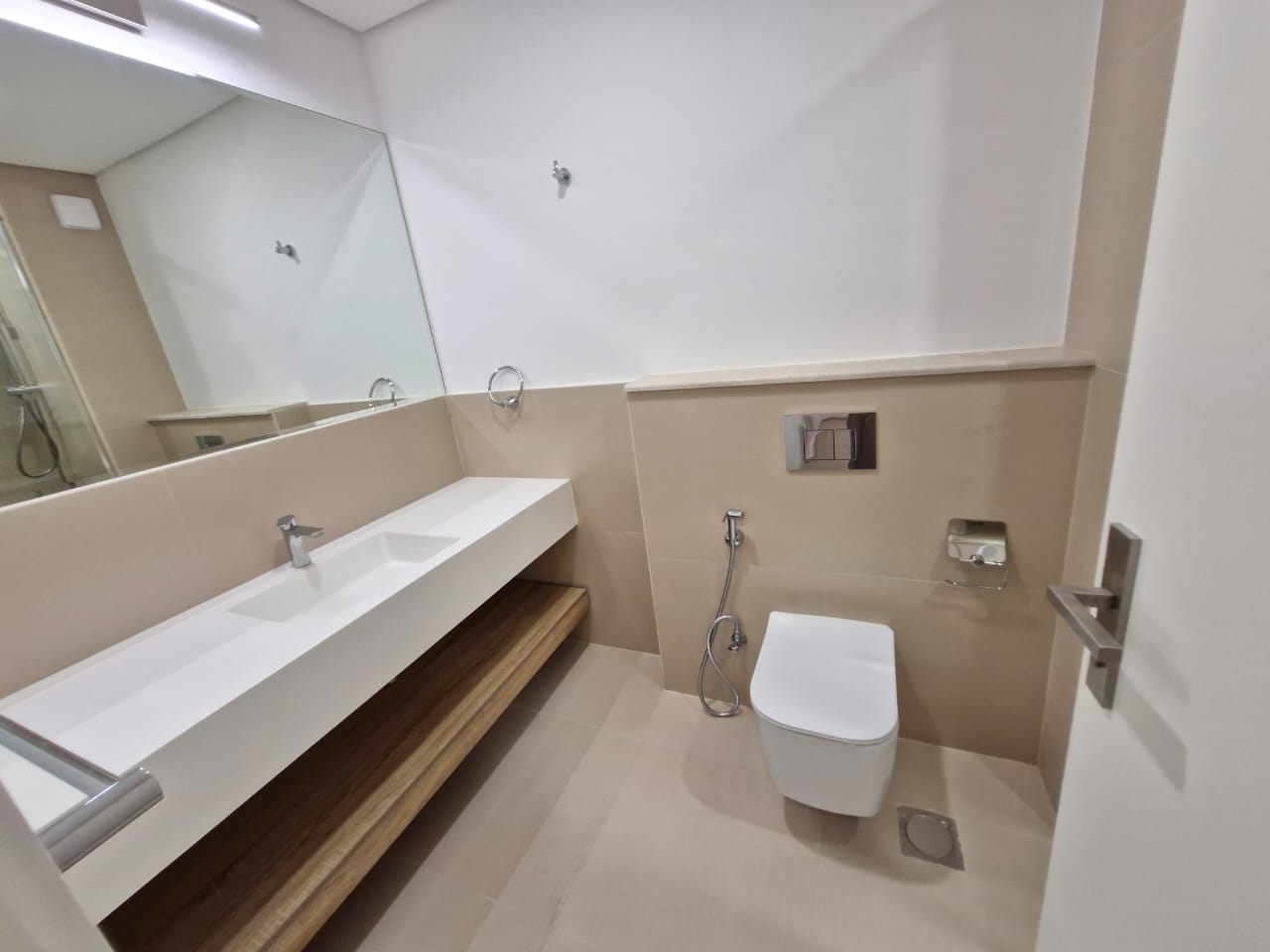 🏡 *Luxury Villa in Sedra – Roshn* ✨ 300 m² Modern Villa | Elegance Meets Functionality